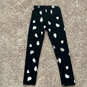 Worn 1X- girls size 5T- cat and jack Halloween leggings with sweet ghosts!